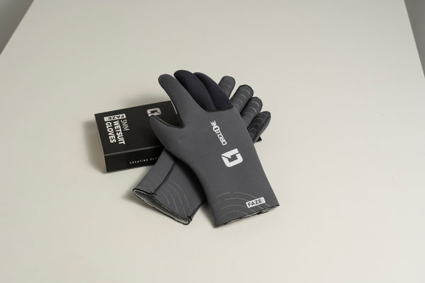 3mm Adult FAZE Wetsuit Glove with Gripflex